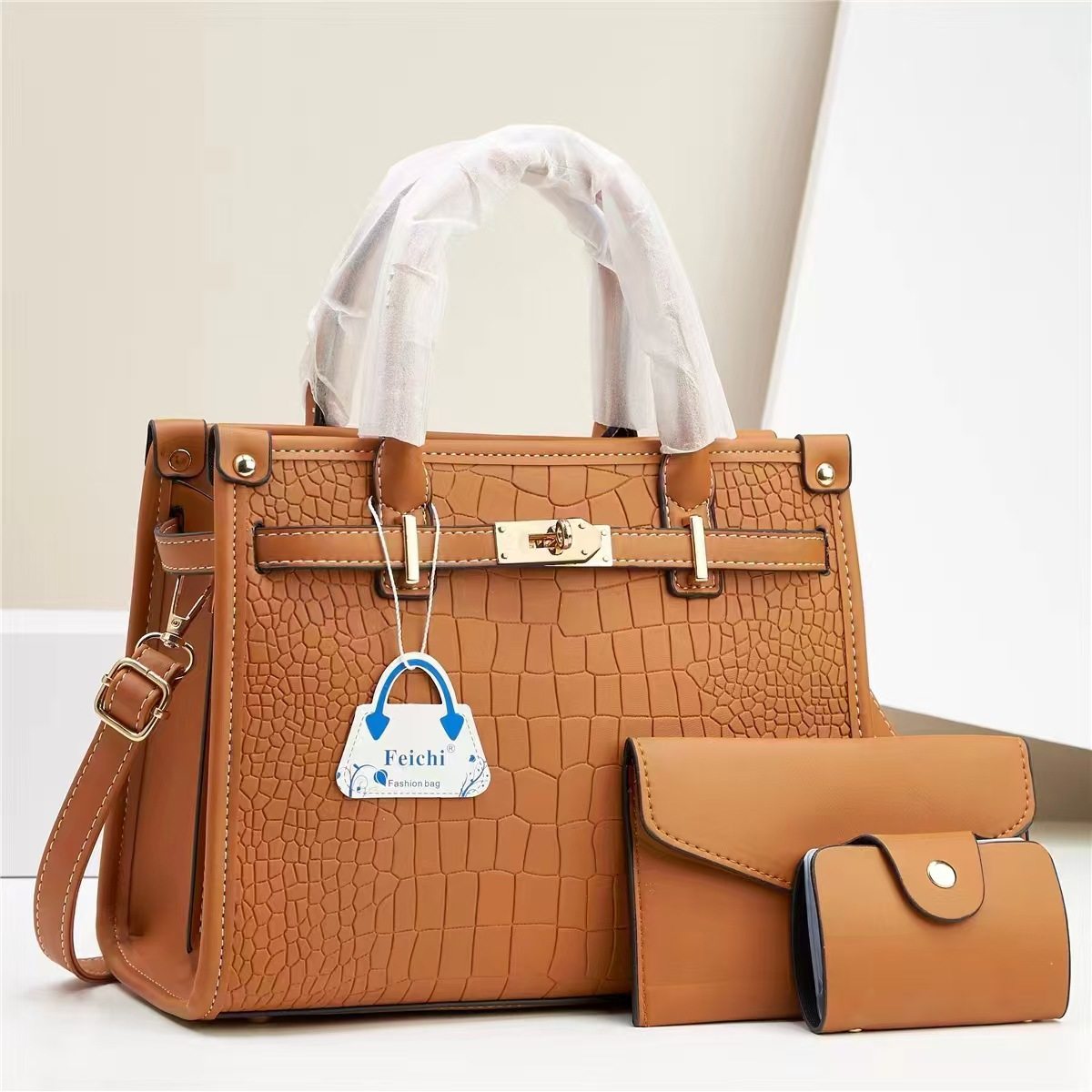 Fashionable Womens Shoulder/Crossbody Bag