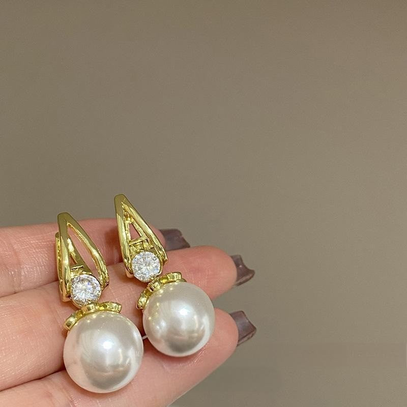 Elegant Pearl Drop Earrings for Women